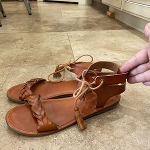 Leather brown sandal